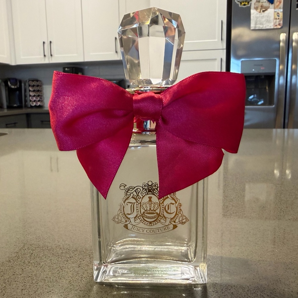 Juicy Couture Fragrance Bottle Display Decor Crystal Cap Pink Bow Vanity Accent